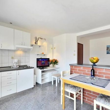 Studio Apartments 4 Two Bol Dış mekan fotoğraf