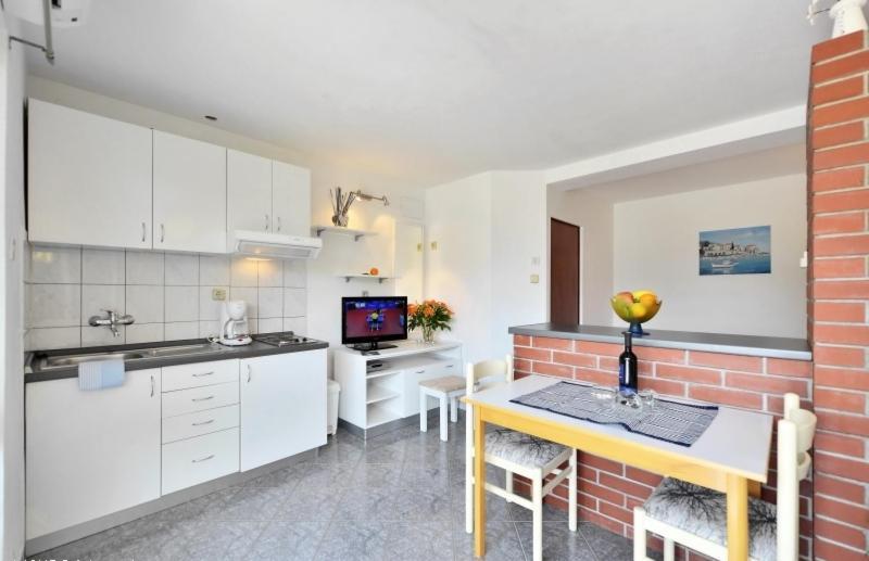 Studio Apartments 4 Two Bol Dış mekan fotoğraf