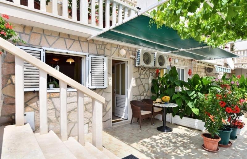 Studio Apartments 4 Two Bol Dış mekan fotoğraf