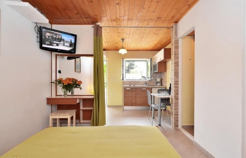 Studio Apartments 4 Two Bol Dış mekan fotoğraf