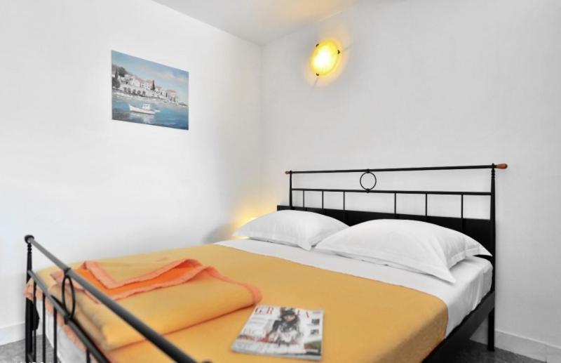 Studio Apartments 4 Two Bol Dış mekan fotoğraf