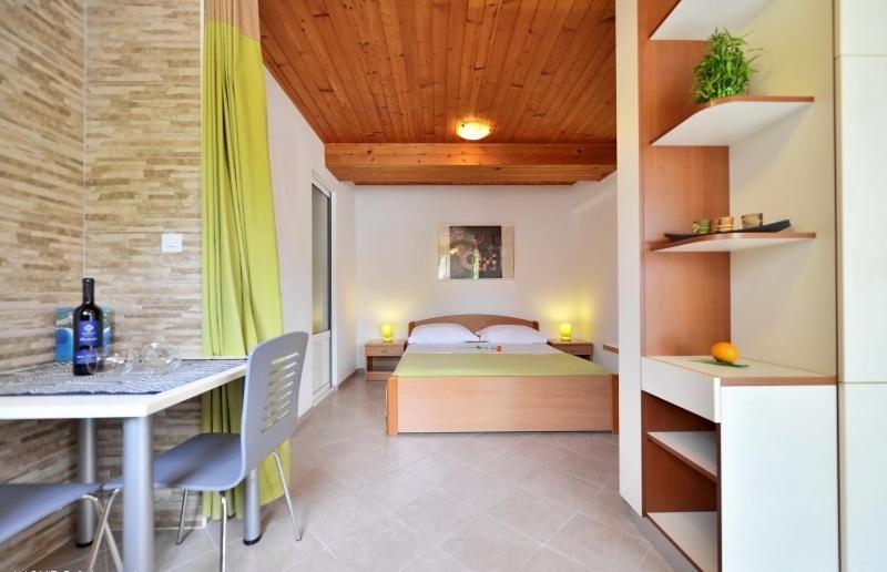 Studio Apartments 4 Two Bol Dış mekan fotoğraf