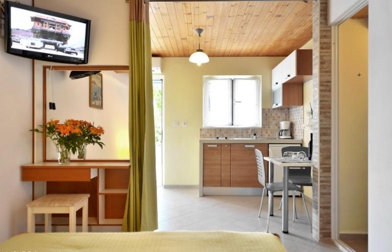 Studio Apartments 4 Two Bol Dış mekan fotoğraf