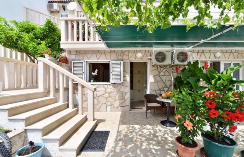 Studio Apartments 4 Two Bol Dış mekan fotoğraf