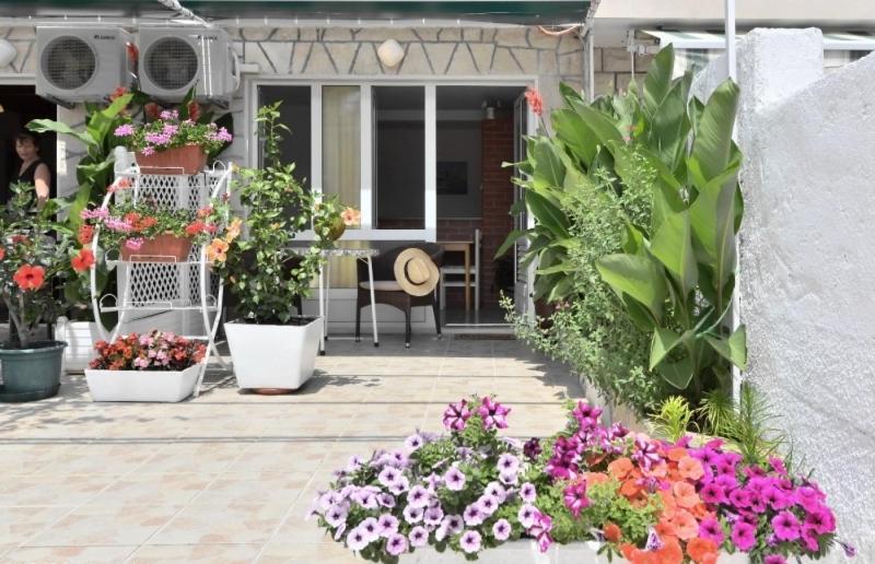 Studio Apartments 4 Two Bol Dış mekan fotoğraf